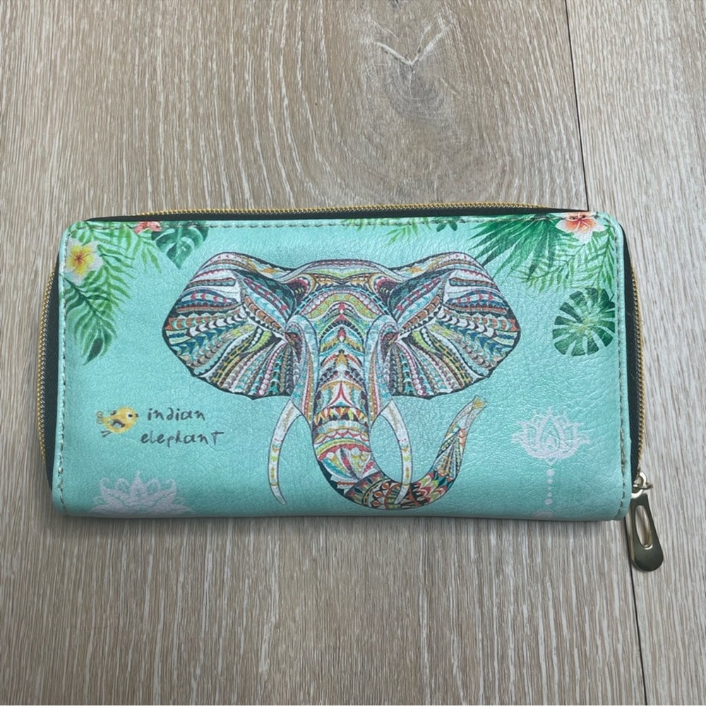 Beautiful elephant wallet